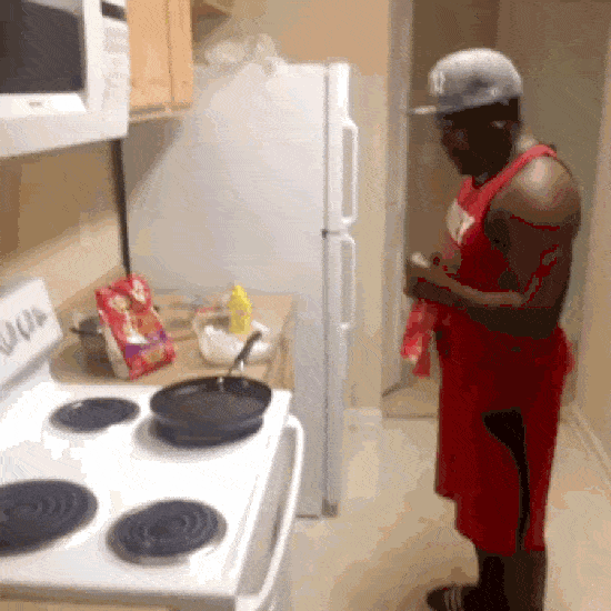 12 Disasters Showing Some People Should Be Banned From The Kitchen For Life