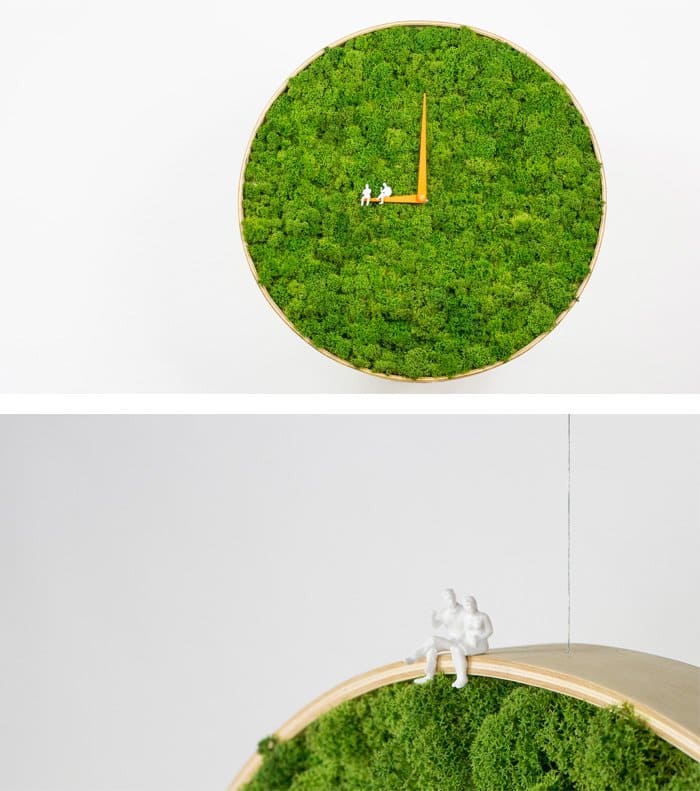 moss-clock