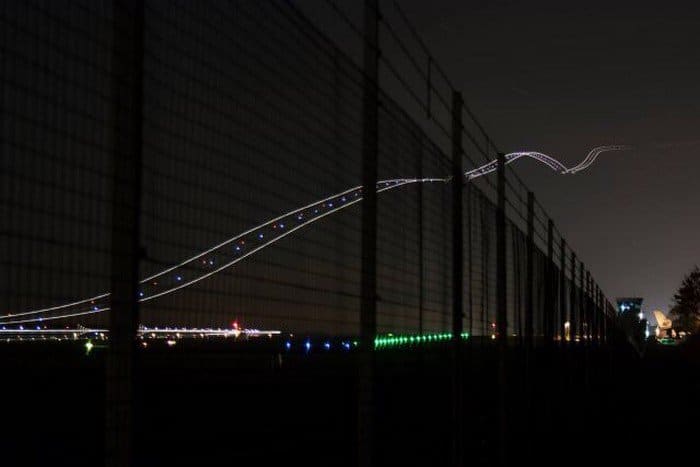 plane take off long exposure