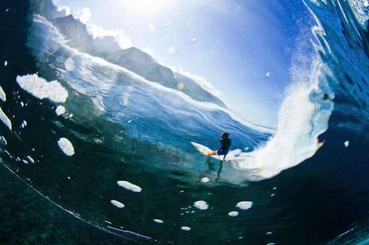 surf-underwater