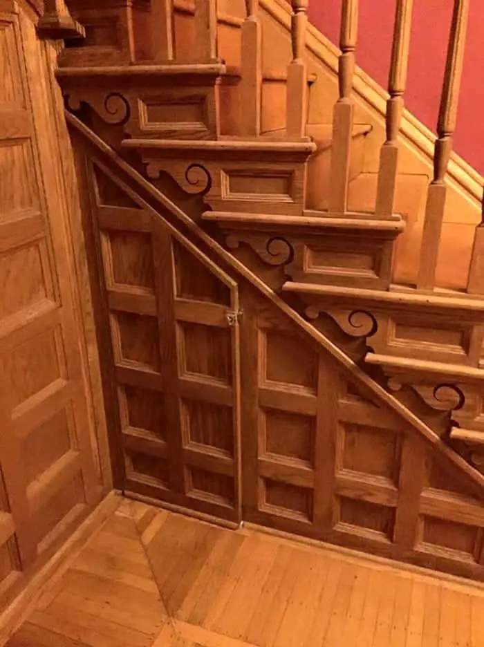 understairs cupboard