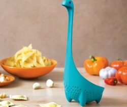 Nessie Colander