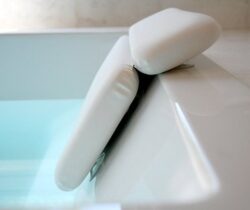 Non-Slip Bath Pillow