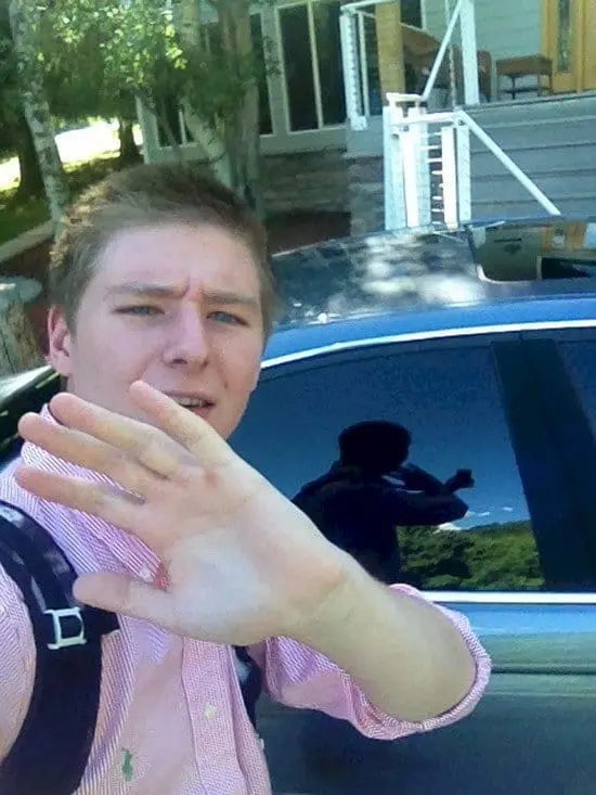 guy car selfie