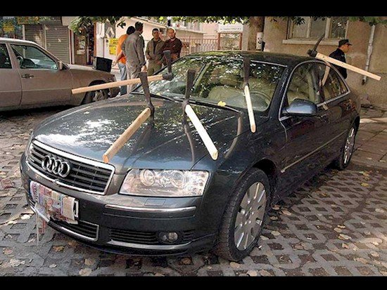 axes in car