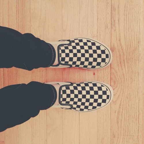 emo-kid-checked-vans