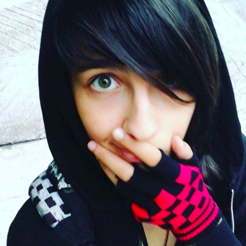 emo-kid-fingerless-gloves