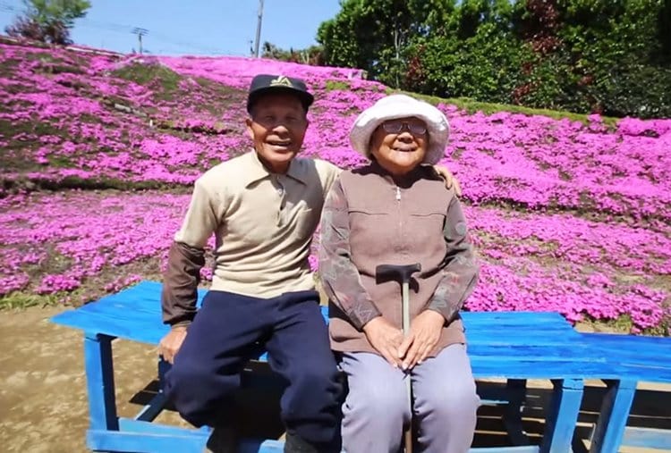 husband-plants-flowers-blind-wife-kuroki-shintomi-top