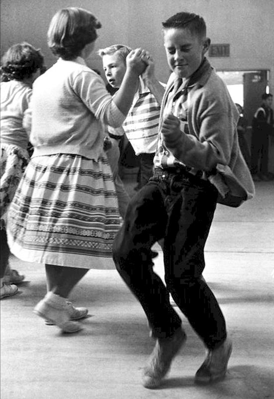 old-photos-progress-dance