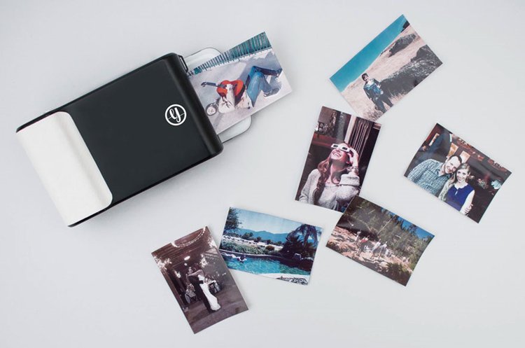 `polaroid-phone-case-instant-pictures-prynt-strips