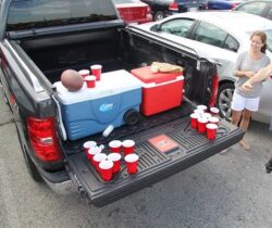tailgate beer pong