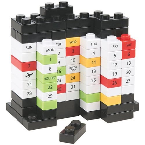 things-you-need-for-office-desk-block-calendar