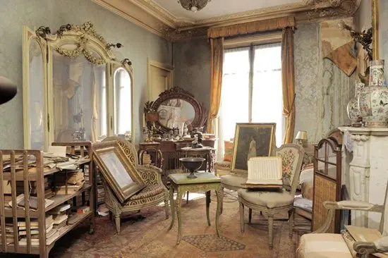 untouched-paris-apartment-discovered-after-70-years-top