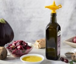 Lamp Oil Pourer And Stopper