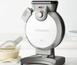 Vertical Waffle Maker cuisinart