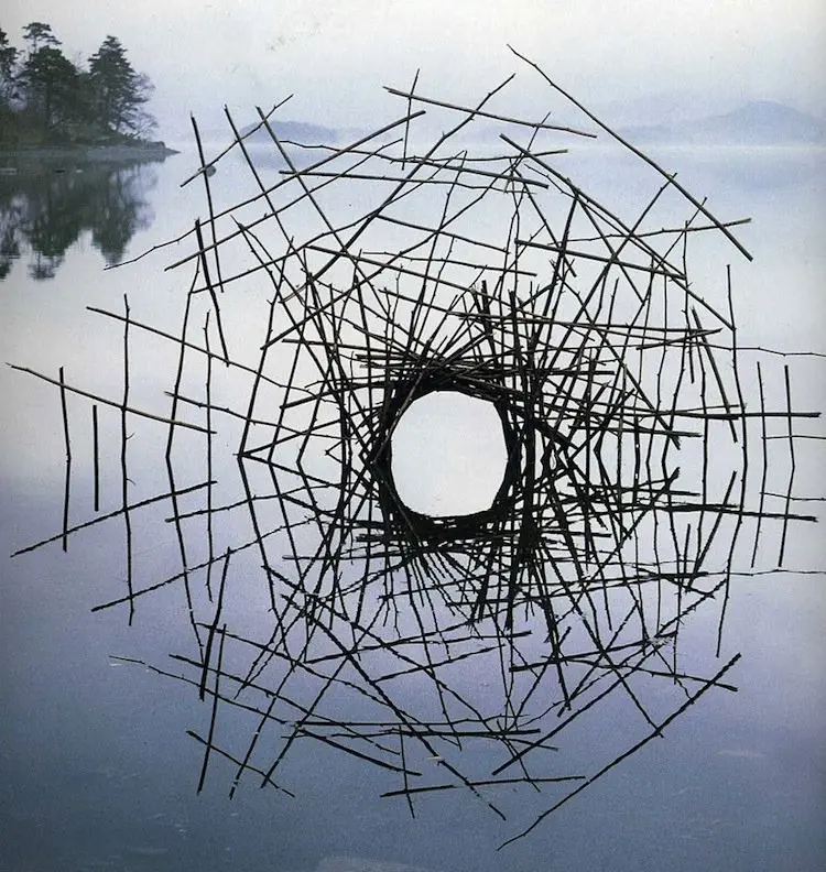 goldsworthy-sticks