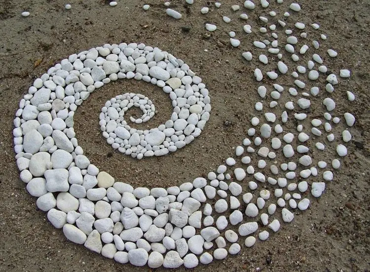 goldsworthy-stones