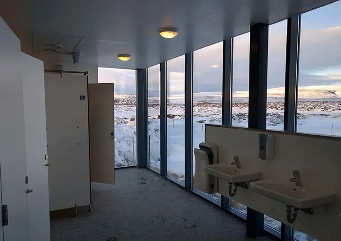 loo-with-a-view-iceland