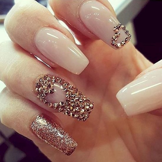 nails-bling