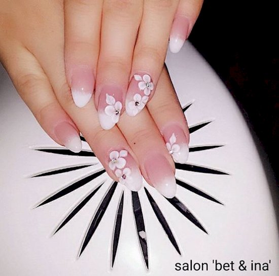 nails-flower