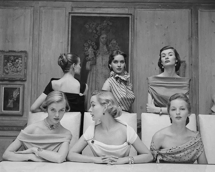 nina-leen-vintage-photos-table