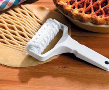 pie pastry lattice cutter