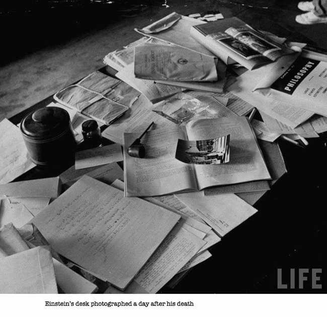 recent-history-photos-einsteins-desk