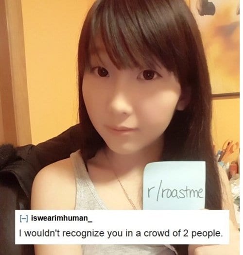 roast-crowd