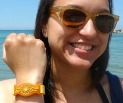 uv monitor wristband