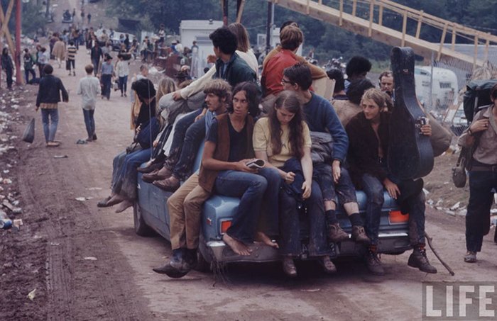 1969-woodstock-music-festival-car