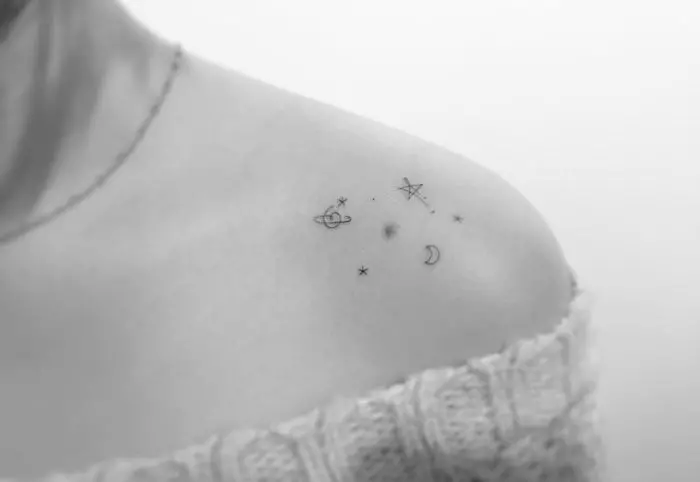 minimalist-tattoos-orbit