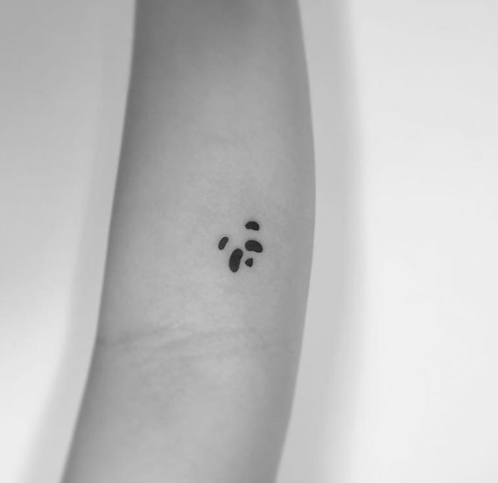 minimalist-tattoos-panda