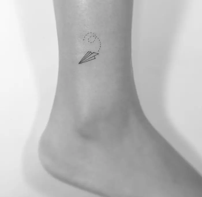 minimalist-tattoos-paper-plane