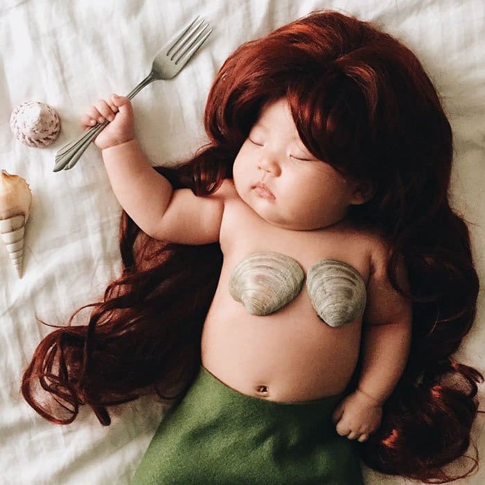 sleeping-baby-cosplay-little-mermaid