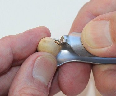 pistachio-nut-opener
