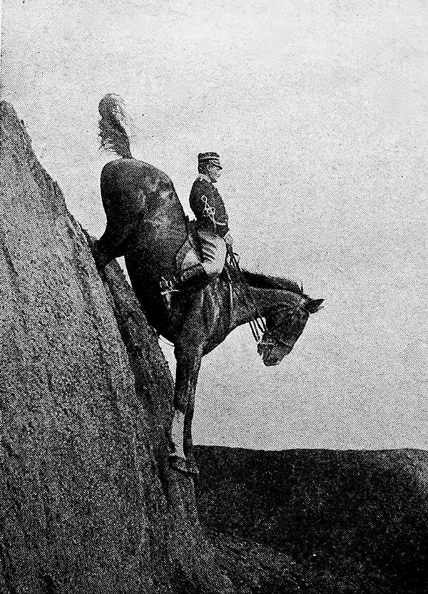 historical-photos-italian-cavalry-school-1906