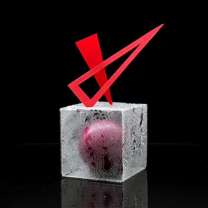 ice-cube-triangle-dessert