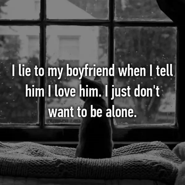 lies-to-boyfriends-love