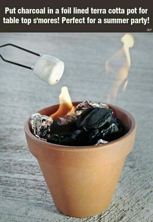 life-hacks-smores-table-top