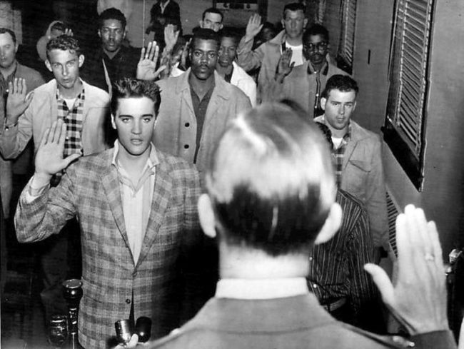 photos-from-the-past-elvis-army-1958