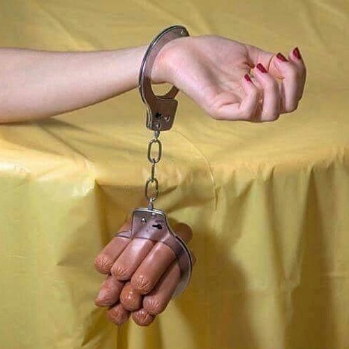 strange-things-hotdog-handcuff