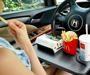 steering-wheel-food-tray