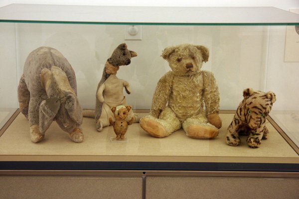 artifacts-original-pooh-and-friends-1920-1922