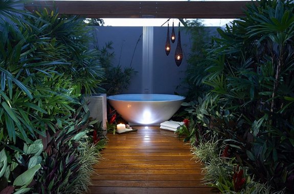 coolest-baths-ever-plants