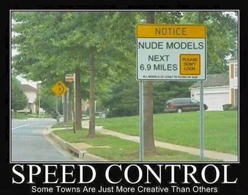funny-signs-speed-control-nude-models