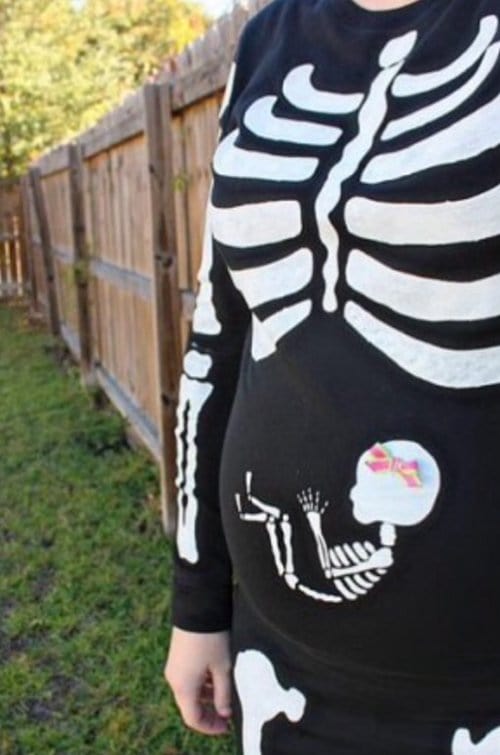 halloween-costumes-baby-skeleton