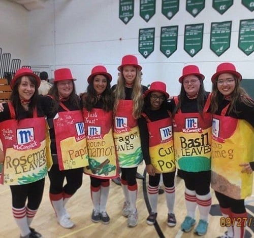 halloween-costumes-group-spices