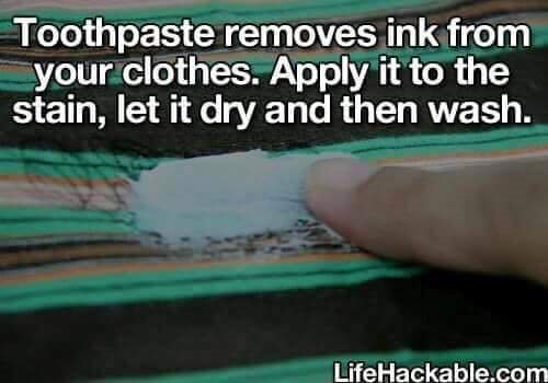 life-hacks-toothpaste-removes-ink