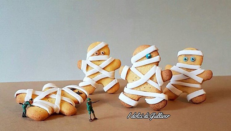 gingerbread-mummies-mini-world-desserts