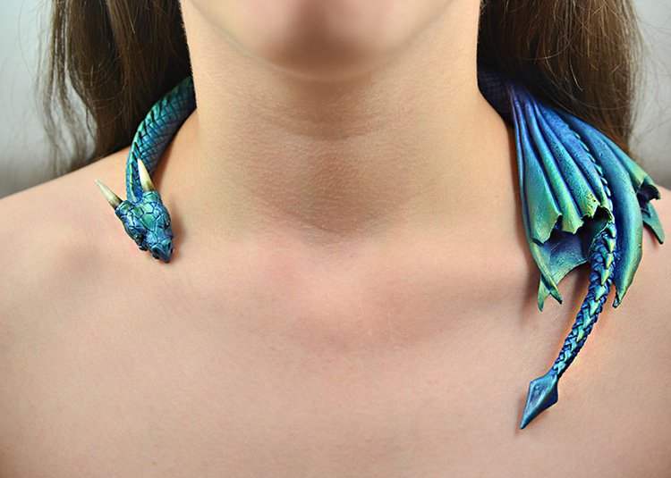 blue-dragon-necklace